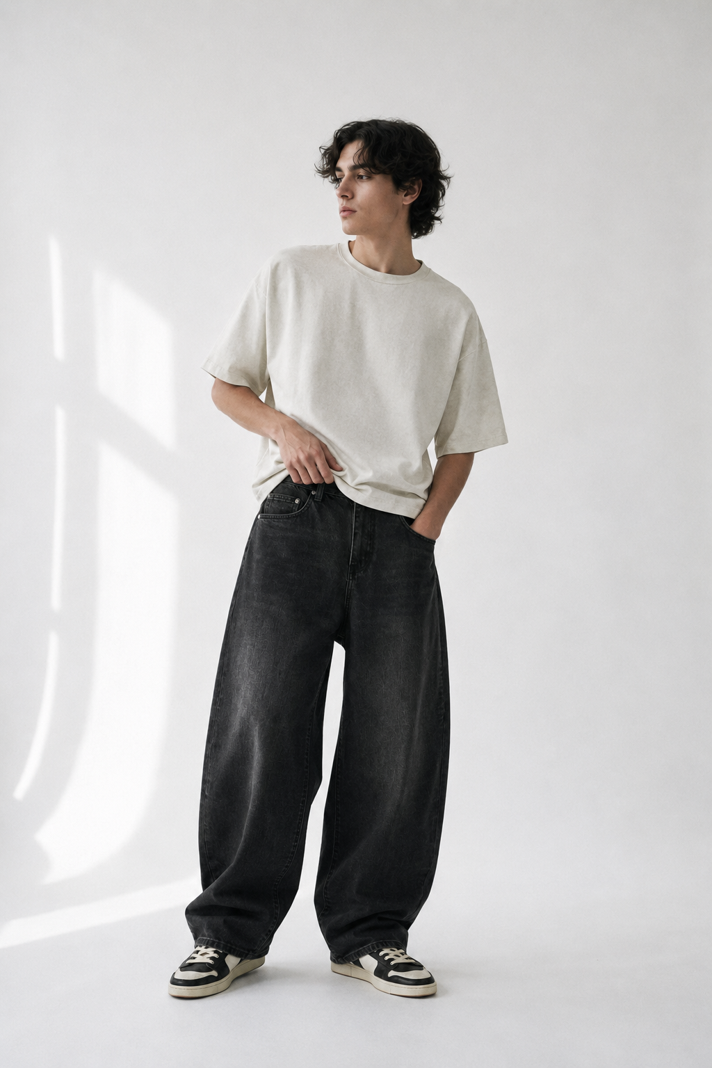 SUNFADE BARREL LEG JEANS