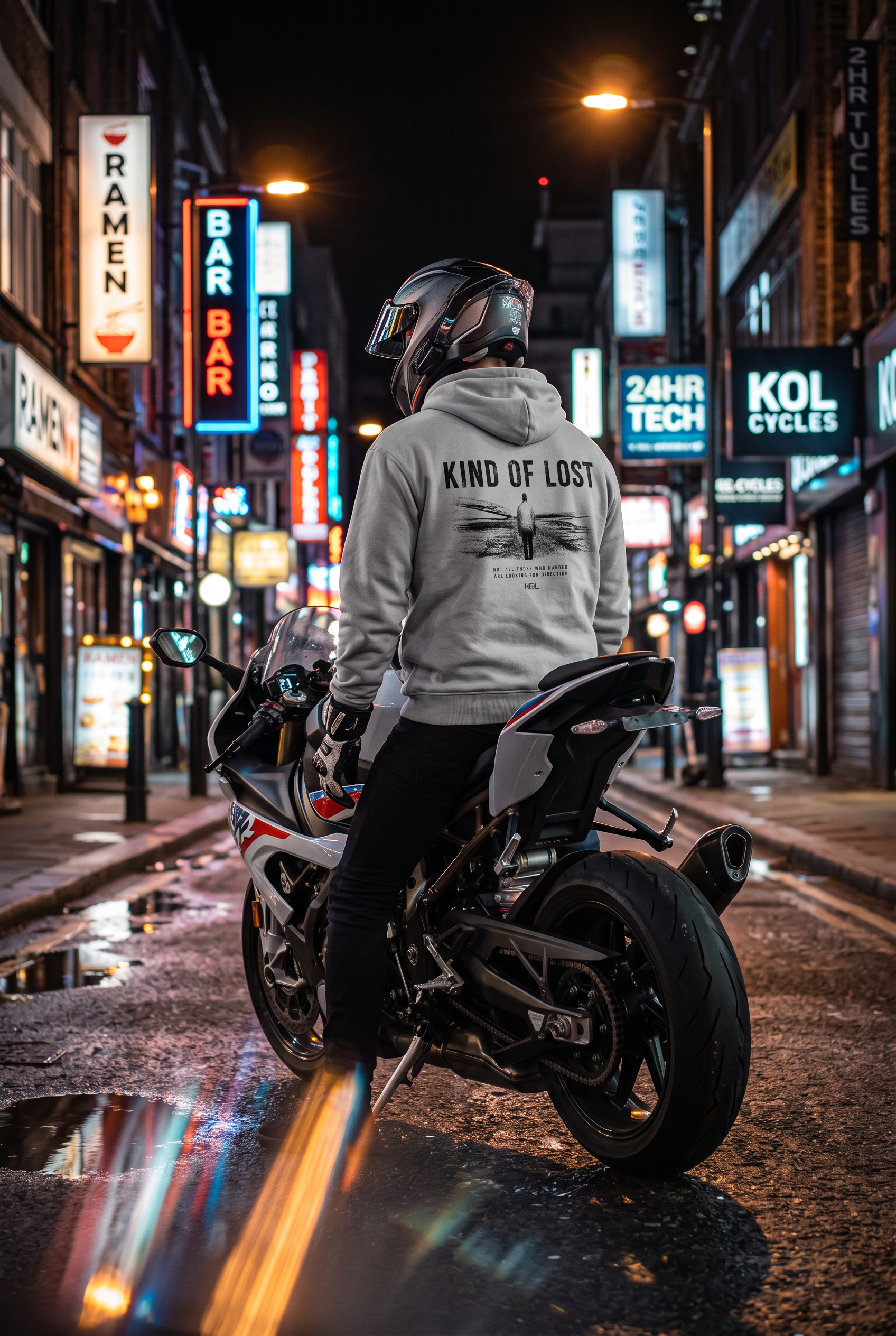 KIND OF LOST WORDMARK SNOW WASH OVERSIZED HOODIE