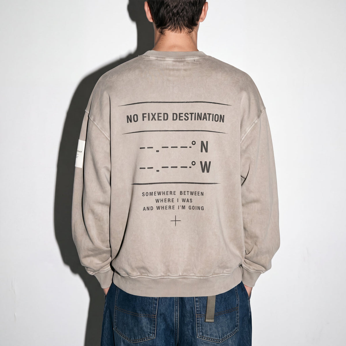 KIND OF LOST SNOW WASH OVERSIZED SWEATSHIRT - BLANQ²